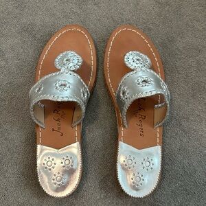 Jack Roger sandals in silver